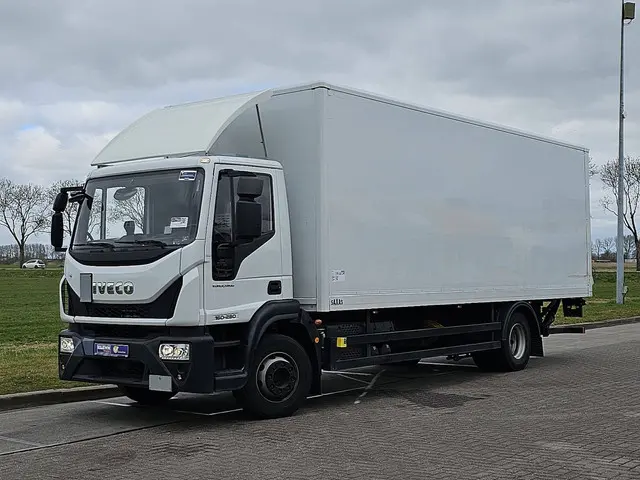 Iveco Eurocargo 160E28 2022 Diesel 2