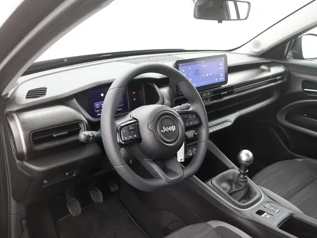 Jeep Avenger 1.2 Altitude 2024 Benzine 22