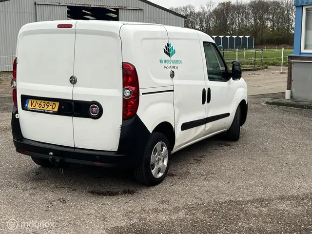 Fiat Doblò Cargo 1.3 MultiJet Actual 2014 Diesel 6