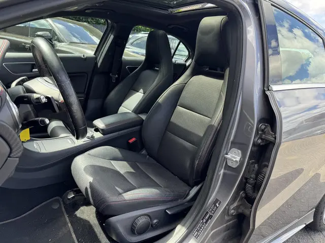Mercedes-Benz A-Klasse 250 AMG Pakket 2015 Benzine 11