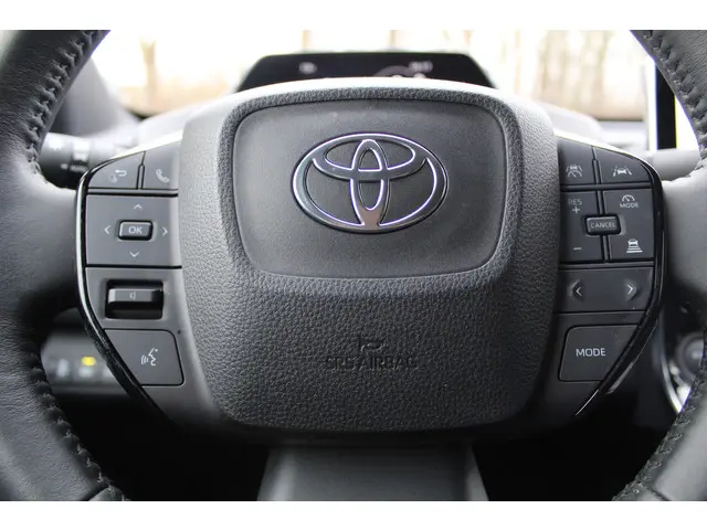 Toyota bZ4X Dynamic 71 kWh 2024 Elektrisch 18