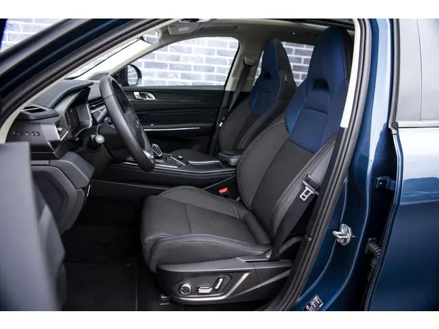 Lynk & Co 01 1.5 2021 Hybride Benzine 6