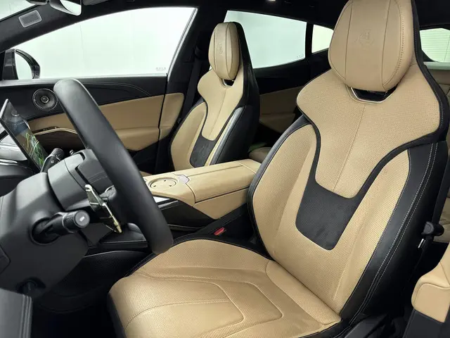 Lotus Eletre R 112kWh/906pk 2024 Elektrisch 17