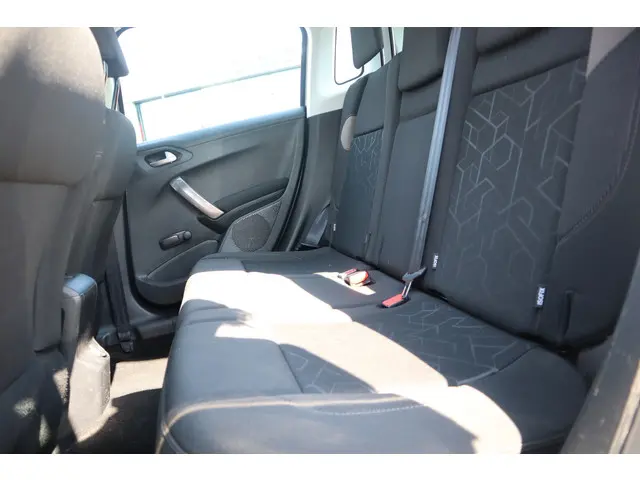 Peugeot 2008 1.2 VTi Blue Lease 2014 Benzine 5