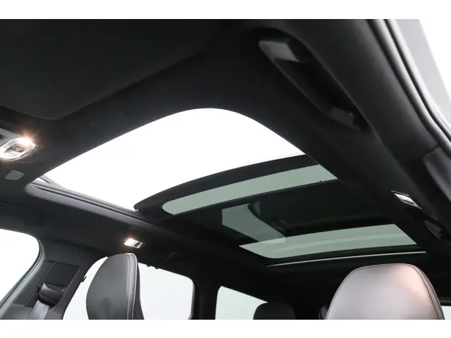 Volvo V90 2.0 T8 AWD R-Design 2021 Hybride Benzine 3