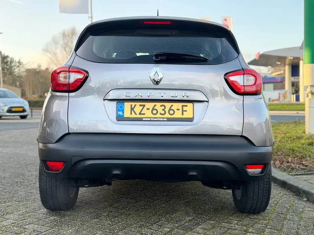 Renault Captur 0.9 TCe Expression 63.000 nap 2016 Benzine 6