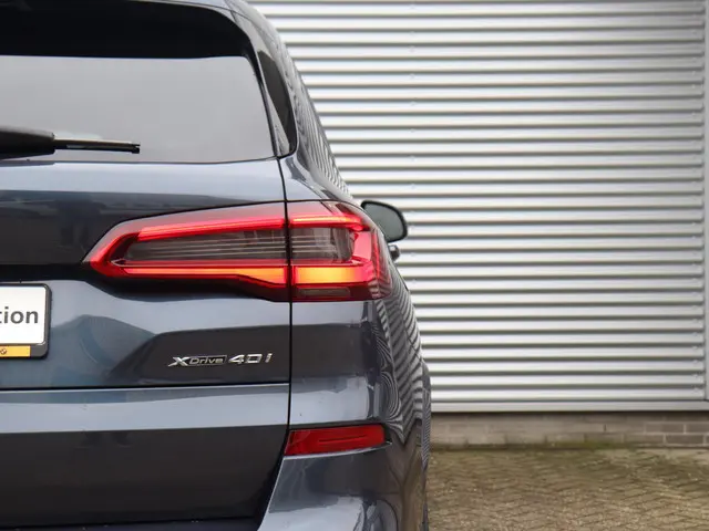 BMW X5 xDrive40i 2019 Benzine 42