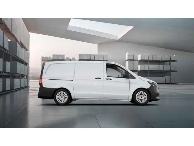 Mercedes-Benz Vito 110 CDI L2 Base 2024 Diesel 5