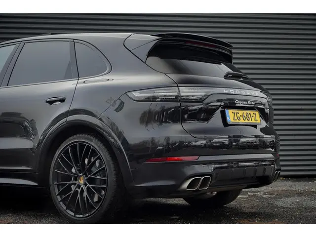 Porsche Cayenne 4.0 Turbo 2019 Benzine 62