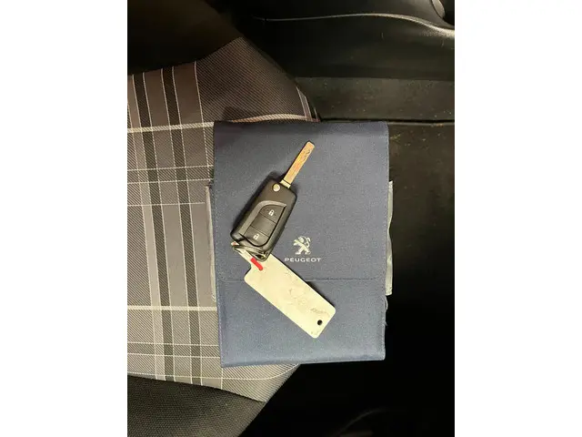 Peugeot 108 1.0 e-VTi Active AIRCO! 2017 Benzine 17