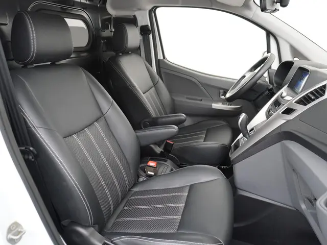 BYD ETP3 Standard 45 kWh 2023 Elektrisch 34