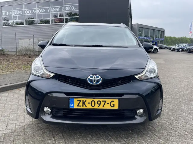 Toyota Prius + 1.8 Comfort 2017 Hybride Benzine 3
