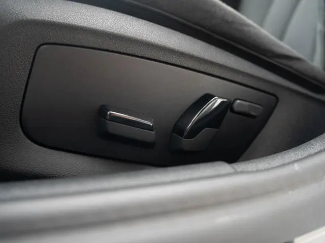 BMW 5 Serie Touring 530e xDrive 2021 Hybride Benzine 38