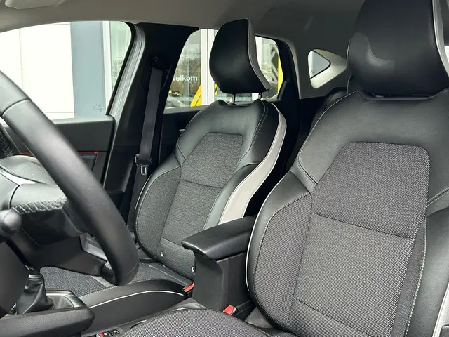 Renault Captur 1.0 TCe 90 techno 2023 Benzine 7