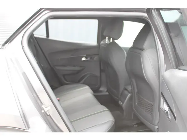 Peugeot 2008 1.2 PureTech GT-Line 2020 Benzine 14