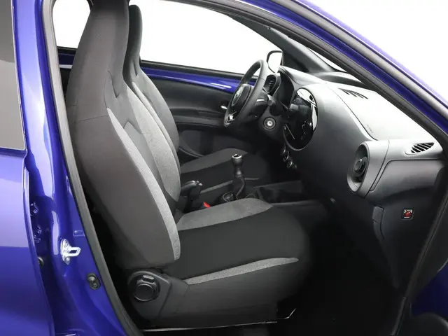 Toyota Aygo X 1.0 VVT-i MT Play 2025 Benzine 22