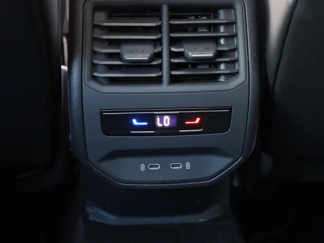 CUPRA Formentor 1.4 e-Hybrid 2023 Hybride Benzine 29