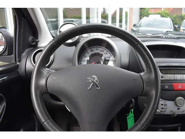 Peugeot 107 1.0 Active//Airco//5drs//72.610km!! 2014 Benzine 8
