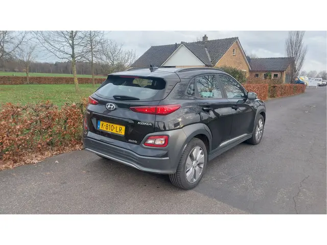 Hyundai Kona 2