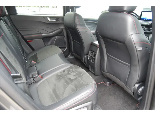 Ford Kuga 2.5 PHEV ST-Line X 225PK 2022 Hybride Benzine 40