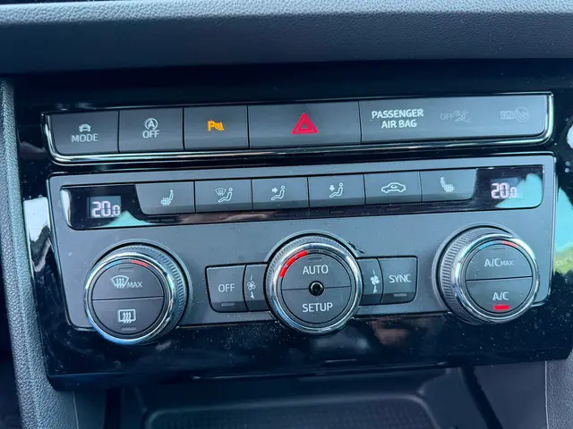 SEAT Leon ST 1.5 TSI FR 150PK Camera Led 2020 Benzine 18