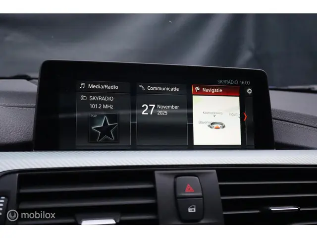 BMW 4 Serie Coupé 440i High Executive 2017 Benzine 17