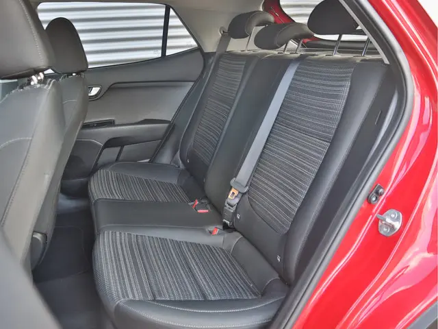 Kia Stonic 1.0 T-GDi DynamicPlusLine 2020 Benzine 19