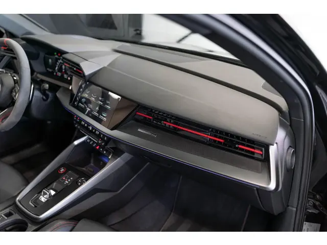 Audi RS3 2.5 TFSI quattro HUD Pano B&O PPF 2022 Benzine 34