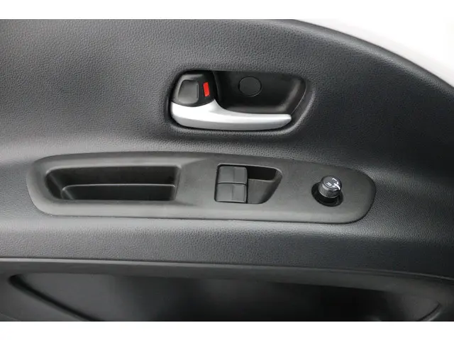 Toyota Aygo X 1.0 VVT-i MT Play 2025 Benzine 27