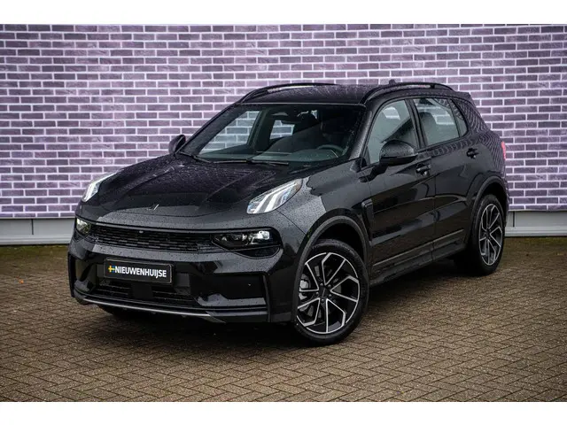 Lynk & Co 01 1.5 Plug-in Hybrid Core 2025 Hybride Benzine 14