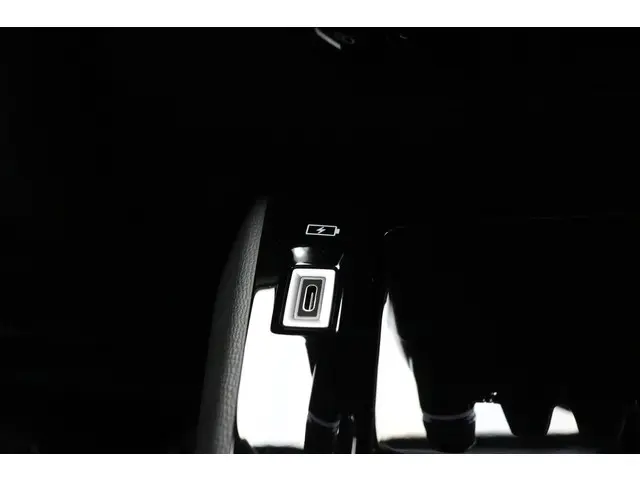 Peugeot e-208 EV Allure Pack 50 kWh 2022 Elektrisch 25
