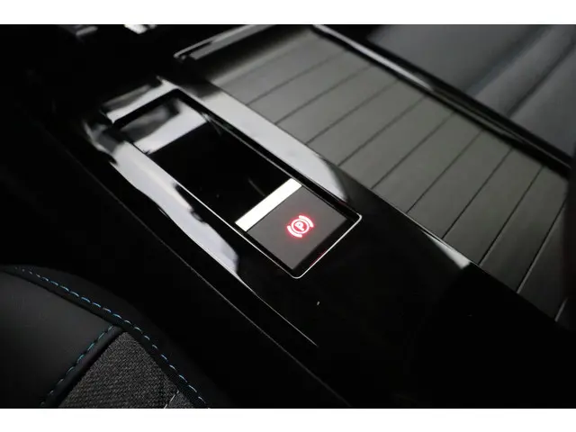 Citroën C4 1.2 Puretech Feel 2025 Benzine 25