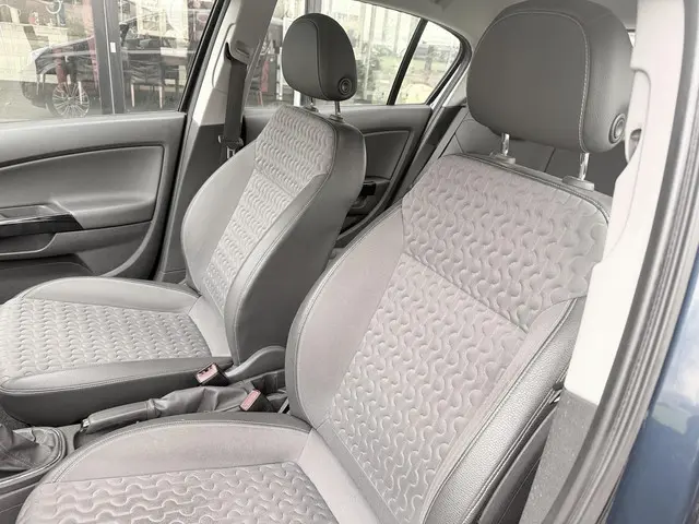 Opel Corsa 1.4 Turbo Cosmo 2013 Benzine 5