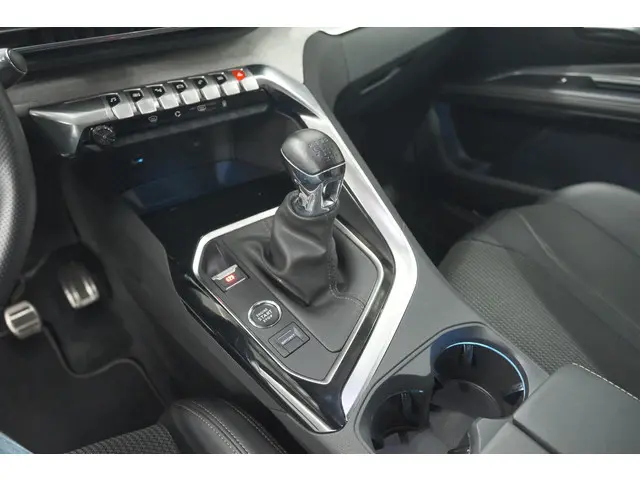 Peugeot 5008 PureTech 130 GT 2024 Benzine 47