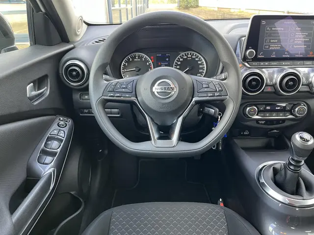 Nissan Juke 1.0 DIG-T Acenta 2021 Benzine 32