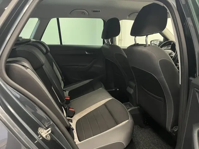 Škoda Fabia Combi 1.2 TSI JOY 2017 Benzine 28