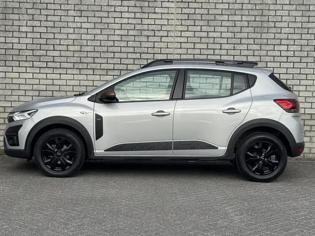 Dacia Sandero Stepway 1.0 TCe 90 Extreme 2024 Benzine 10