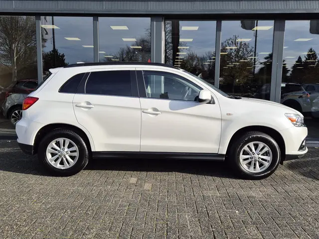 Mitsubishi ASX 1.6 Cleartec Life 2019 Benzine 16