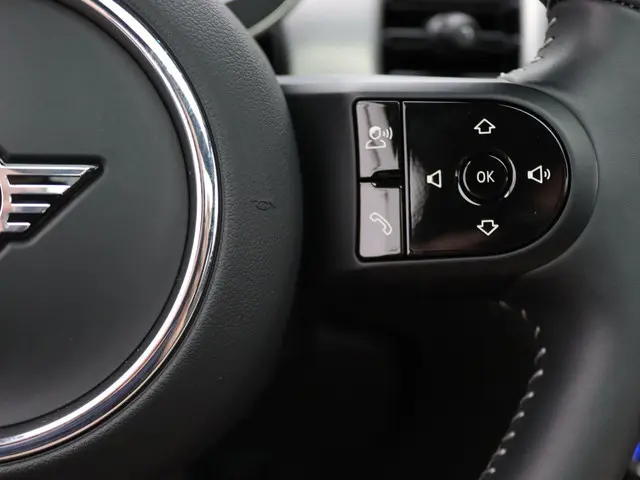 MINI Electric Yours 2023 Elektrisch 13