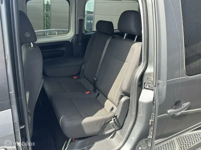 Volkswagen Caddy Maxi 1.4 TSI 5p + 1 ROLSTOEL 2019 Benzine 18