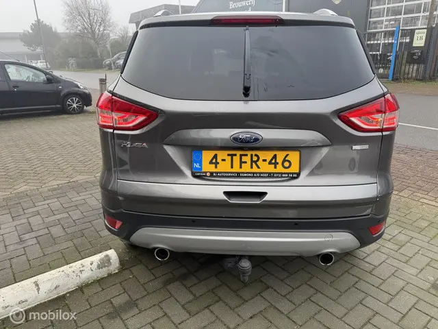 Ford Kuga 1.6 Titanium 2014 Benzine 6