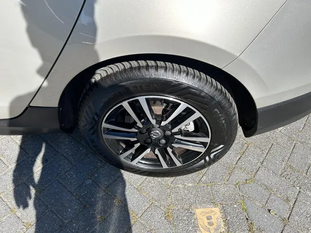 Volvo V40 Cross Country 1.5 T3 Nordic+ 2017 Benzine 10
