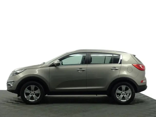 Kia Sportage 1.6 GDI X-ecutive Plus Pack- 2012 Benzine 30