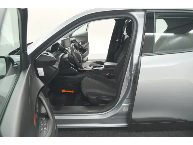 Peugeot e-2008 EV Active 50 kWh 2022 Elektrisch 25