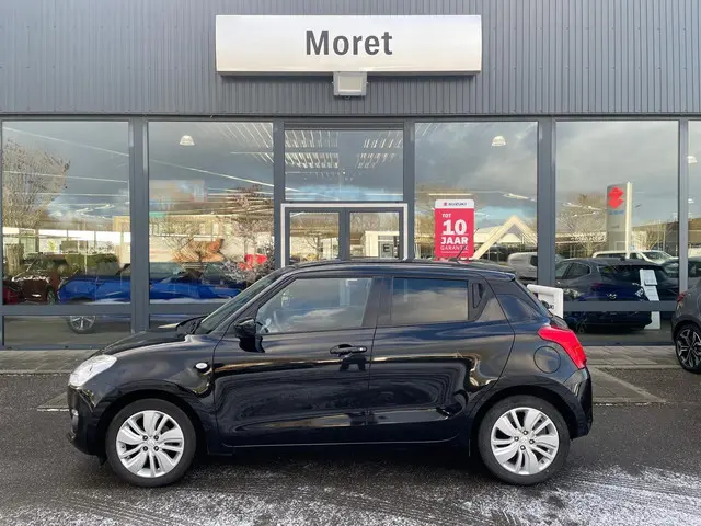 Suzuki Swift 1.2 Select Smart Hybrid 2021 Benzine 2