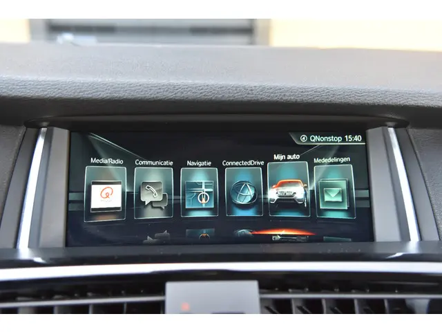 BMW X4 M40i High Executive 2017 Benzine 24