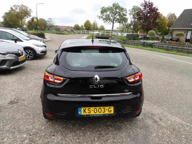 Renault Clio 0.9 TCe Intens / Rijklaarprijs 2016 Benzine 7