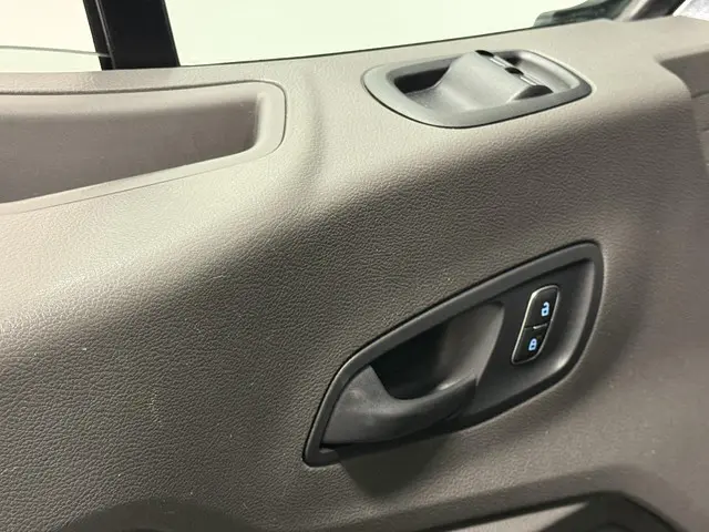 Ford Transit 290 2.0 TDCI L2H2 Trend 2020 Diesel 33