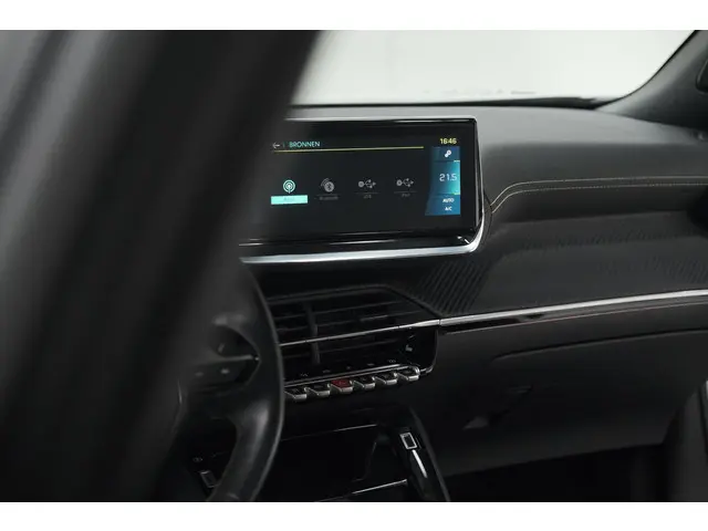 Peugeot e-2008 EV GT Pack 50 kWh 2021 Elektrisch 55