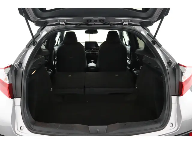 Toyota C-HR 1.8 Hybrid Active 2019 Hybride Benzine 31